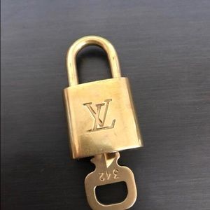 LOUIS VUITTON AUTHENTIC PADLOCK